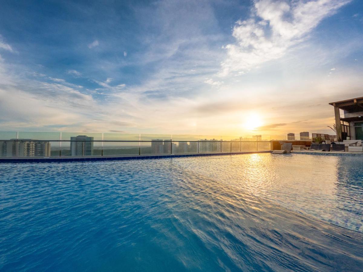 Ghl Collection Barranquilla Hotel Exterior foto Infinity pool at the rooftop of the hotel