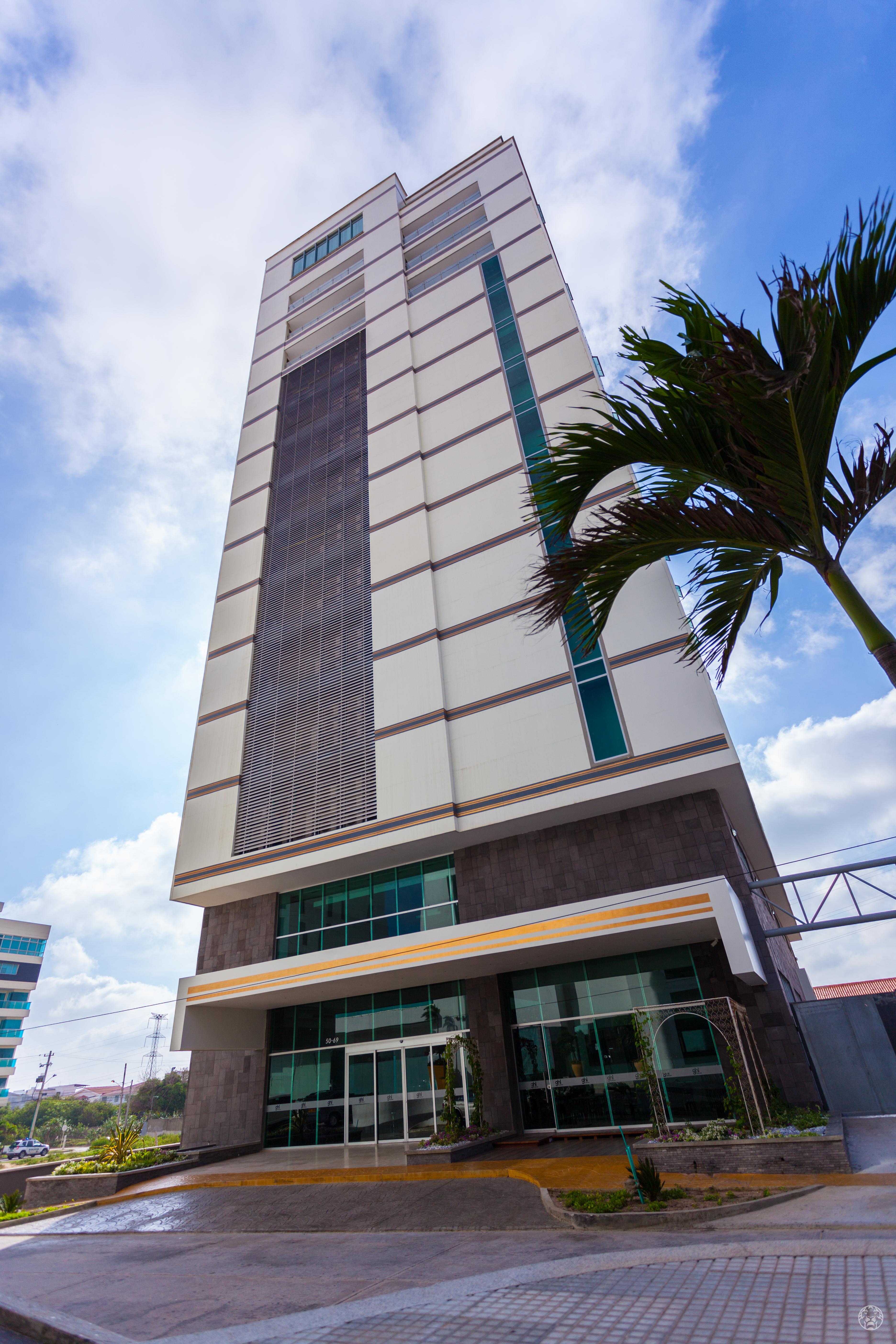 Ghl Collection Barranquilla Hotel Exterior foto The 10-storey tower of the National Museum of Natural History