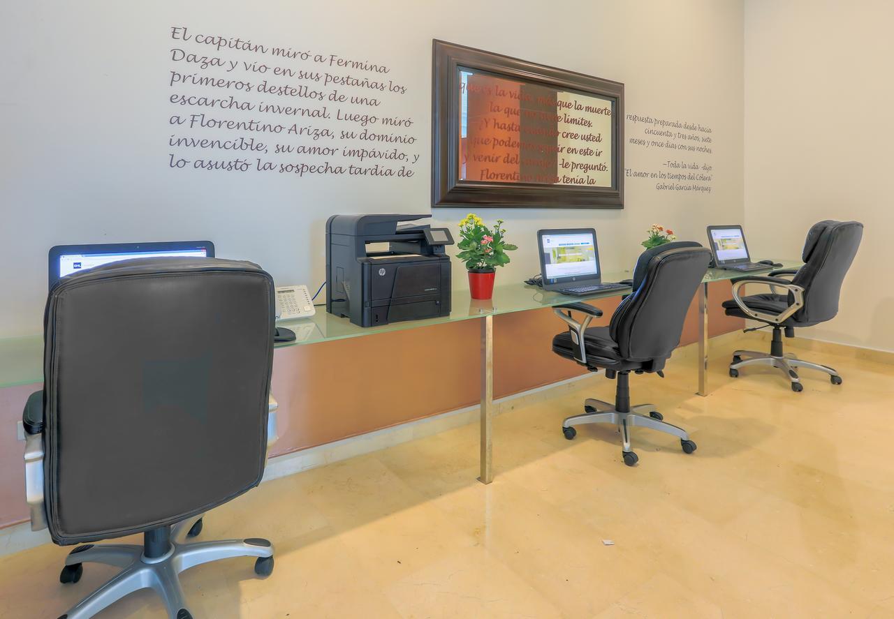 Ghl Collection Barranquilla Hotel Exterior foto Business Center at the airport
