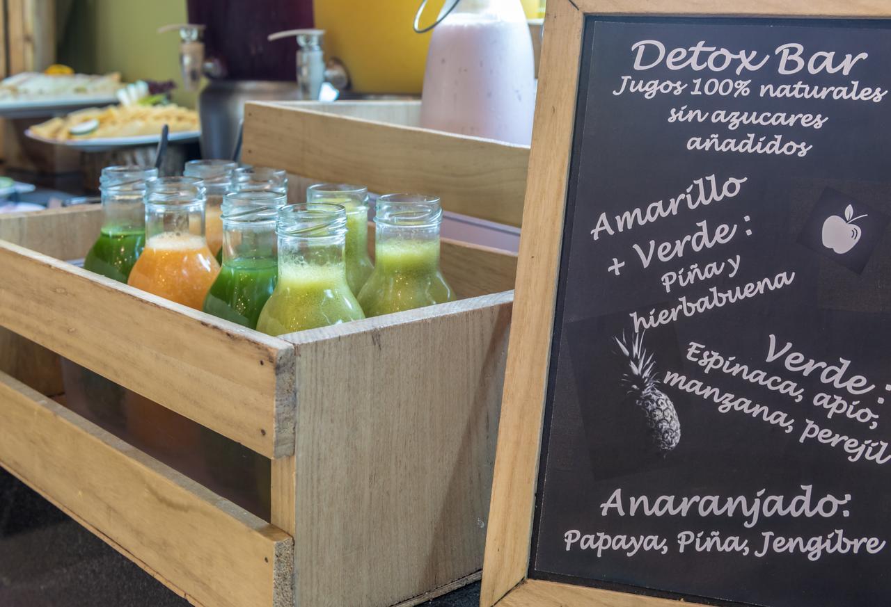 Ghl Collection Barranquilla Hotel Exterior foto A juice bar in Madrid, Spain