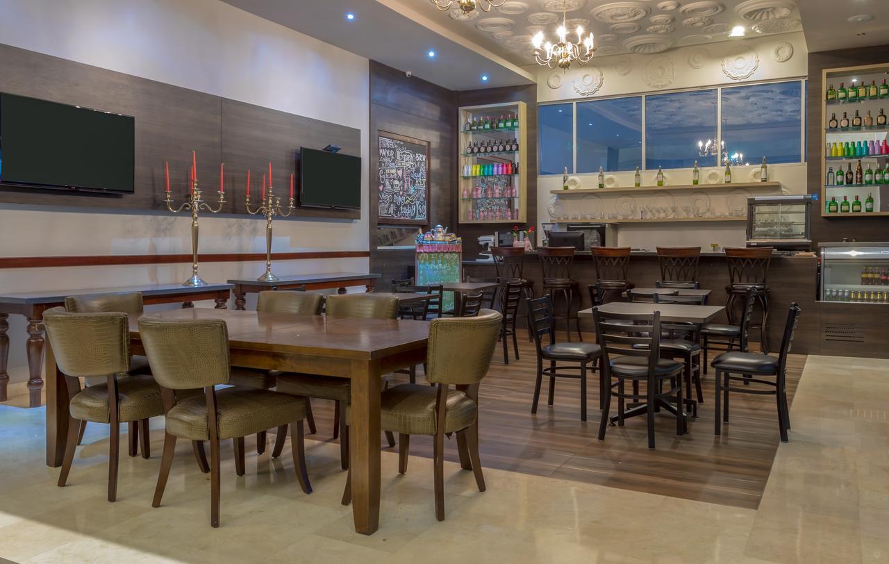 Ghl Collection Barranquilla Hotel Exterior foto The lounge at the airport